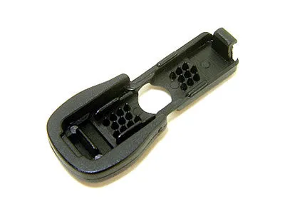 P794 Zipper Pull