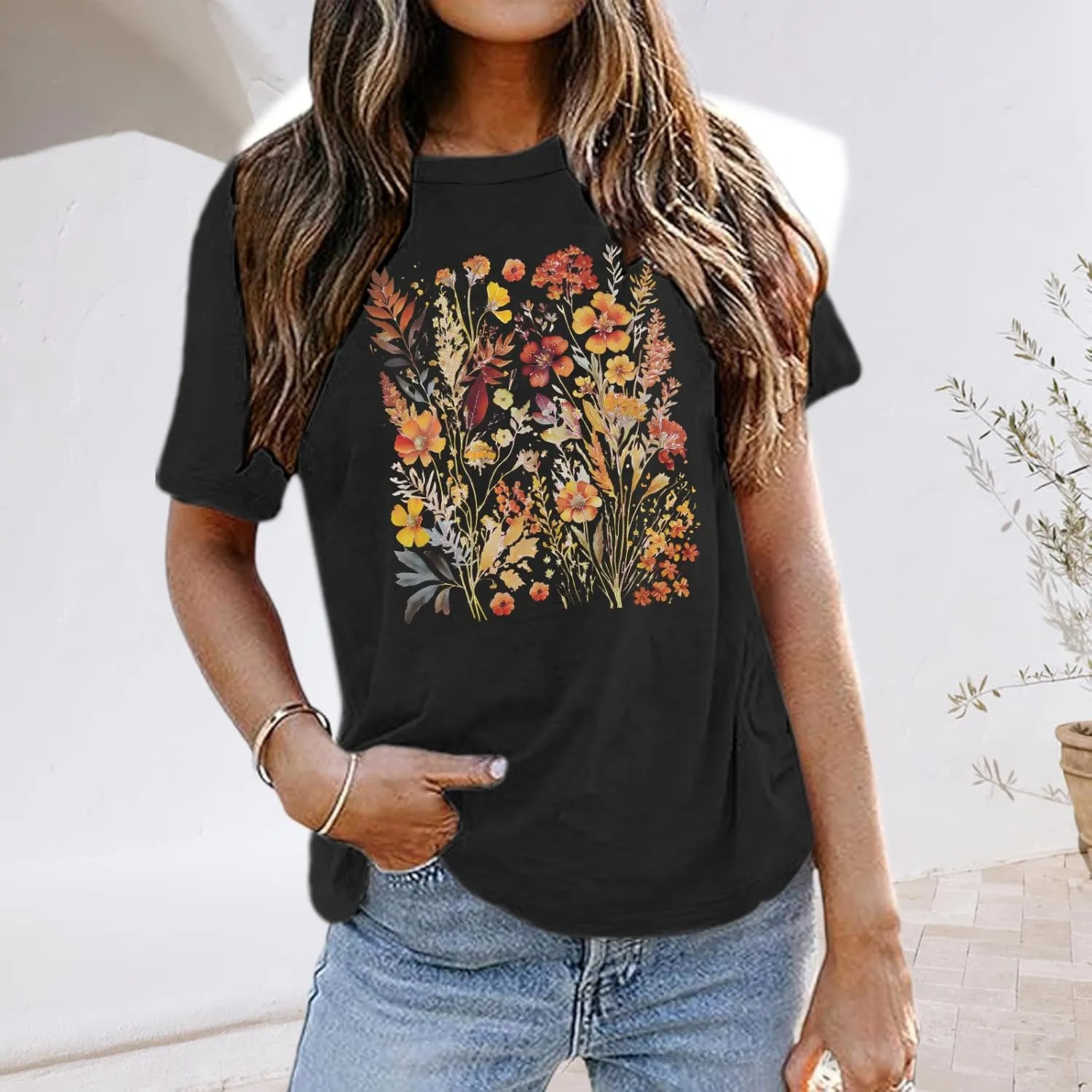 Weiyuqi Women Boho Flower T Shirt Vintage Floral Graphic Shirt Botanical Tee Wildflowers Shirts Casual Garden Lover Tops