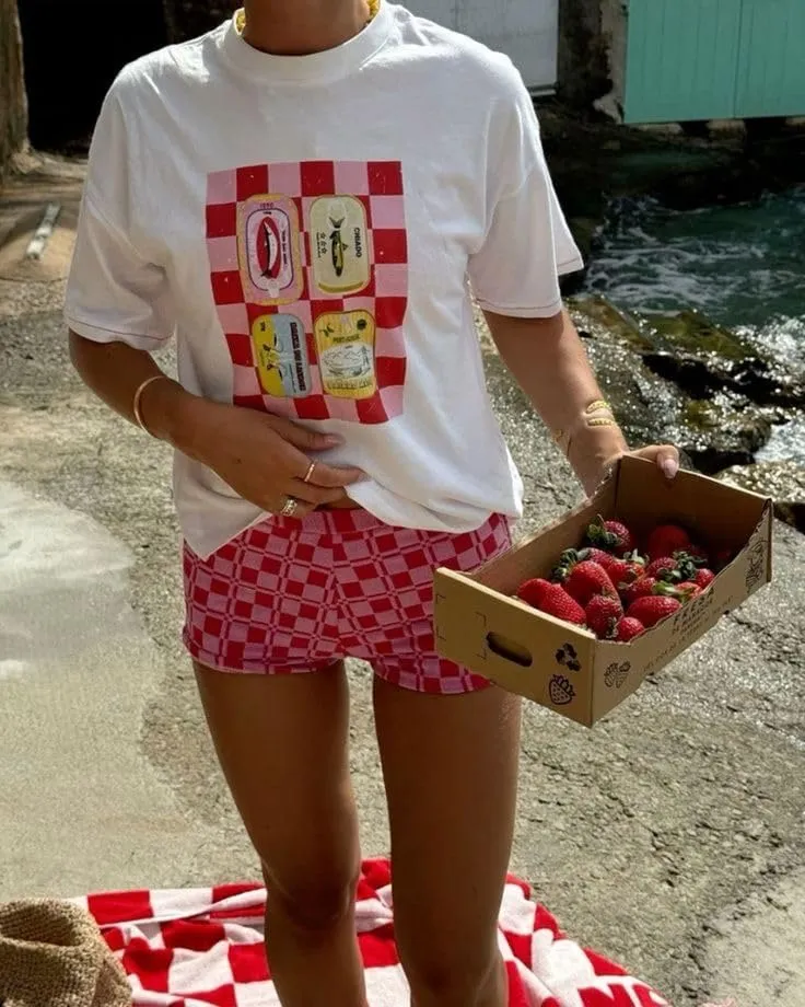 Women Oversized Graphic T Shirt Y2k Short Sleeve Crew Neck Drop Shoulder Loose Fit Tees Summer Preppy Aesthetic Baggy Top